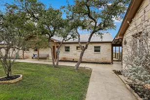 816 Buttercup Ln, Wimberley, TX 78676 - Photo 4