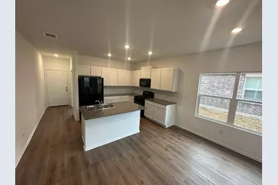 312 Sonterra Drive, San Marcos, TX 78666 - Photo 10