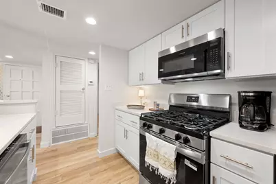 3204 Maywood Avenue #B, Austin, TX 78703 - Photo 12