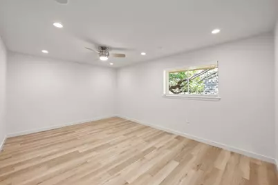 3204 Maywood Avenue #B, Austin, TX 78703 - Photo 14