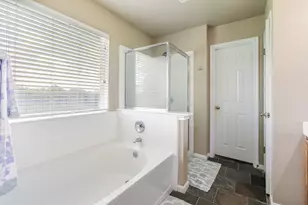 4021 Kerley Ct, Hutto, TX 78634 - Photo 16
