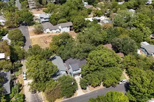 1208 Kinney Ave, Austin, TX 78704 - Photo 34