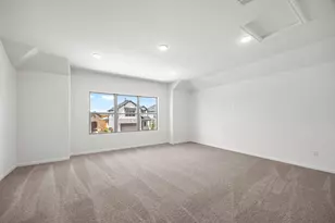 215 Hornet St, Elgin, TX 78621 - Photo 22