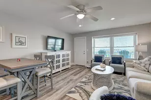 1107 S 11th St, Port Aransas, TX 78373 - Photo 4