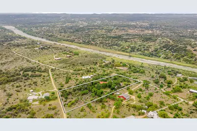 452 River View Drive, Johnson City, TX 78636 - Photo 2