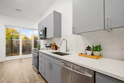 4901 Springdale Road #101, Austin, TX 78723 - Photo 14