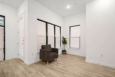 4901 Springdale Road #101, Austin, TX 78723 - Photo 12