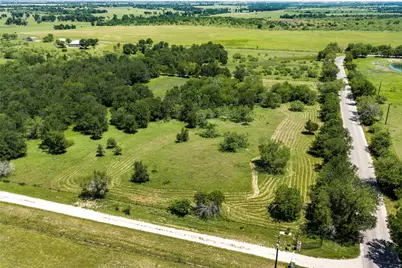 928 Upper Elgin River Road, Elgin, TX 78621 - Photo 4