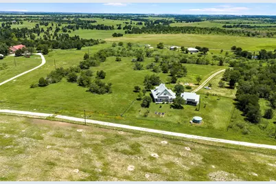 928 Upper Elgin River Road, Elgin, TX 78621 - Photo 2
