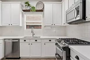 3208 Bratton Heights Dr, Austin, TX 78728 - Photo 12