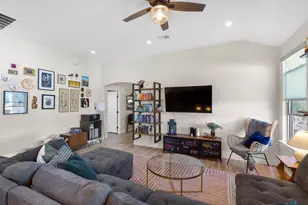 303 W Browning St, Manor, TX 78653 - Photo 14