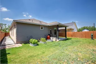 303 W Browning St, Manor, TX 78653 - Photo 40