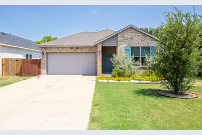 303 W Browning Street, Manor, TX 78653 - Photo 2