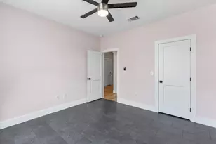 303 W Browning St, Manor, TX 78653 - Photo 22