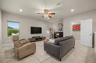 512 Summer Wilson Cv, Austin, TX 78738 - Photo 18