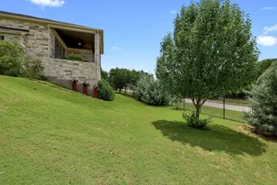 512 Summer Wilson Cv, Austin, TX 78738 - Photo 30