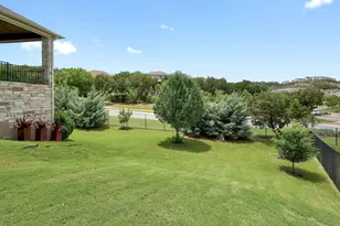 512 Summer Wilson Cv, Austin, TX 78738 - Photo 28