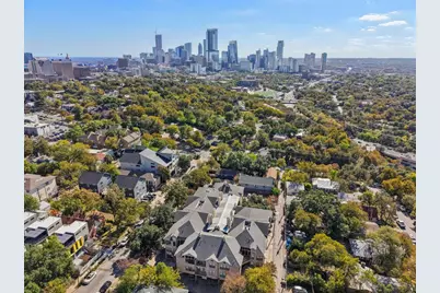 1910 Robbins Place #301, Austin, TX 78705 - Photo 26
