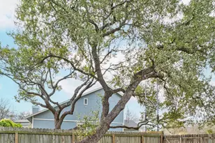 8103 Washita Dr, Austin, TX 78749 - Photo 14