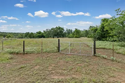 000 Oil Field Road, Lockhart, TX 78644 - Photo 2