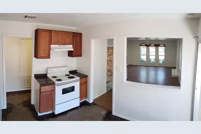 9007 Quail Valley Drive, Austin, TX 78758 - Photo 10
