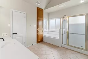 1317 Amistad Dr, Round Rock, TX 78664 - Photo 16