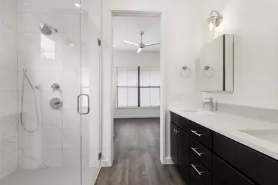 7512 Delafield Ln #B, Austin, TX 78752 - Photo 14