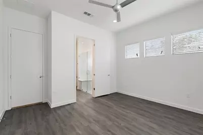 7512 Delafield Ln #B, Austin, TX 78752 - Photo 6