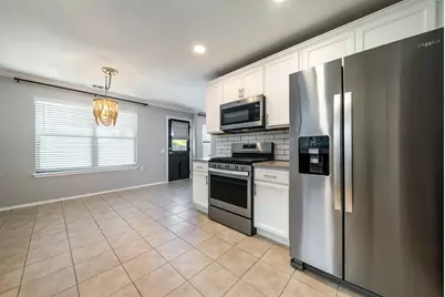 7124 Outfitter Drive, Austin, TX 78744 - Photo 10