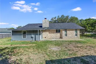 5205 Thunderbird St, Lago Vista, TX 78645 - Photo 26