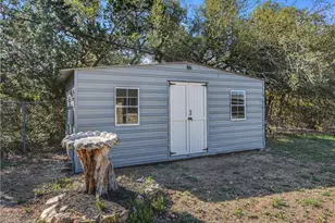 5205 Thunderbird St, Lago Vista, TX 78645 - Photo 30