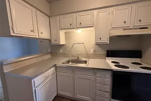 4303 Duval St, Austin, TX 78751 - Photo 6