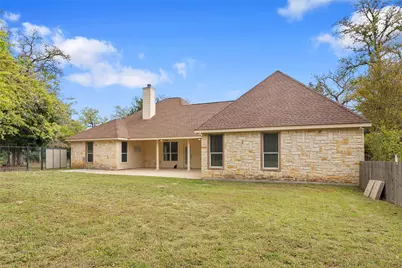 330 Arbors Circle, Elgin, TX 78621 - Photo 28