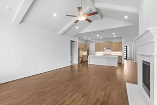 276 Washington Dr, Kyle, TX 78640 - Photo 12