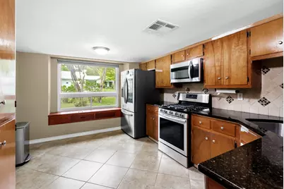7214 Teaberry Drive, Austin, TX 78745 - Photo 8