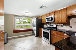 7214 Teaberry Dr, Austin, TX 78745 - Photo 8