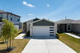 10805 Meris Ln, Austin, TX 78754 - Photo 1