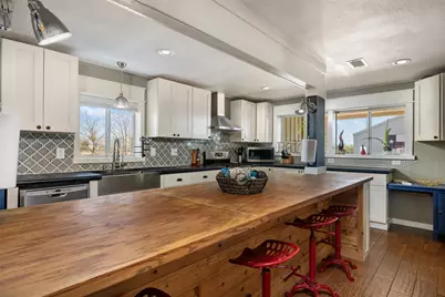 6501 County Road 239, Jarrell, TX 76537 - Photo 8