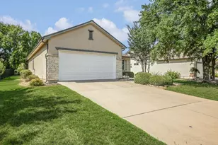 708 Texas Dr, Georgetown, TX 78633 - Photo 28