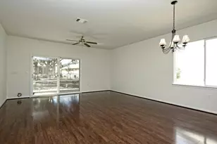 708 Texas Dr, Georgetown, TX 78633 - Photo 8