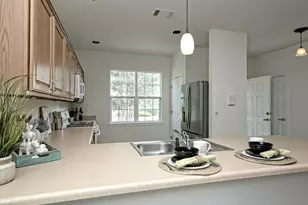 708 Texas Dr, Georgetown, TX 78633 - Photo 4