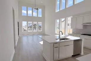 221 Medallion St, Liberty Hill, TX 78642 - Photo 4