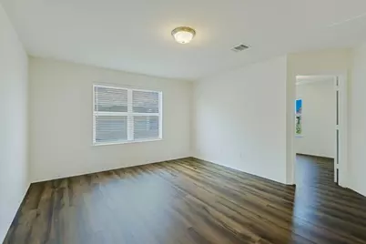 11213 Barns Trail, Austin, TX 78754 - Photo 12