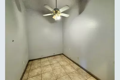205 S Main Street #A, Elgin, TX 78621 - Photo 6