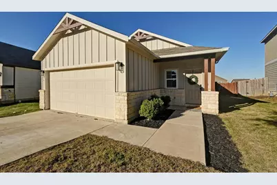 126 Silktassel Way, Buda, TX 78610 - Photo 2