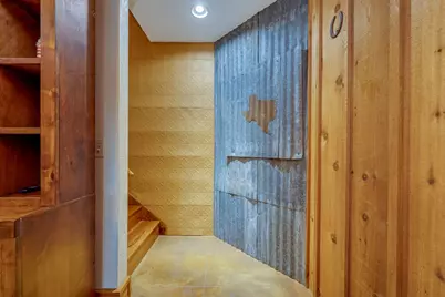 21008 W Lakeshore Drive, Spicewood, TX 78669 - Photo 28