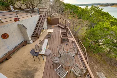 21008 W Lakeshore Drive, Spicewood, TX 78669 - Photo 36
