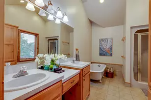 21008 W Lakeshore Dr, Spicewood, TX 78669 - Photo 26