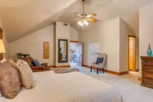 21008 W Lakeshore Dr, Spicewood, TX 78669 - Photo 24