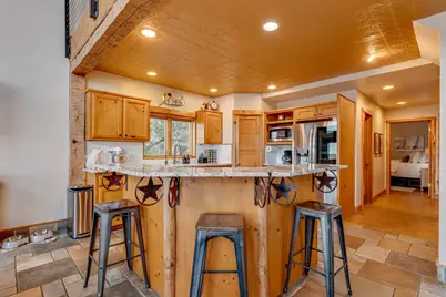 21008 W Lakeshore Drive, Spicewood, TX 78669 - Photo 20